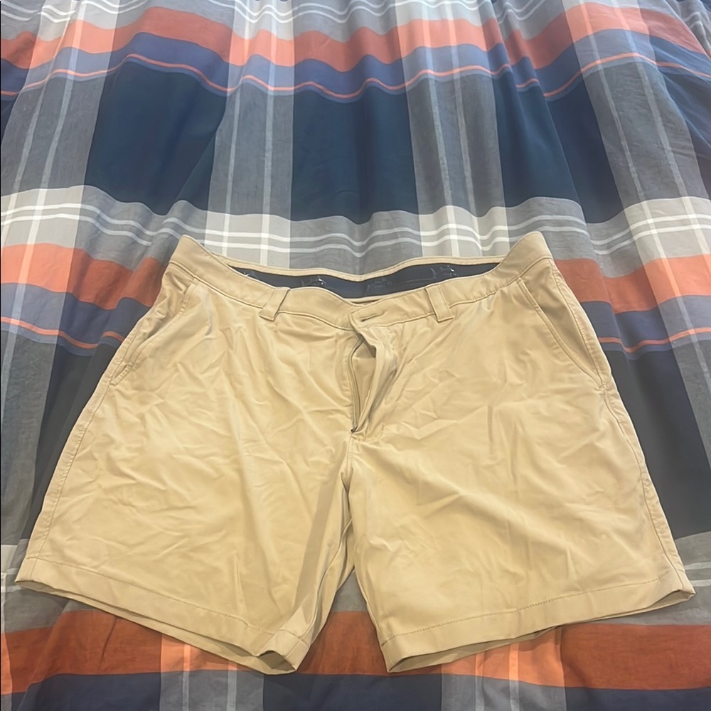Men's Tan Shorts
